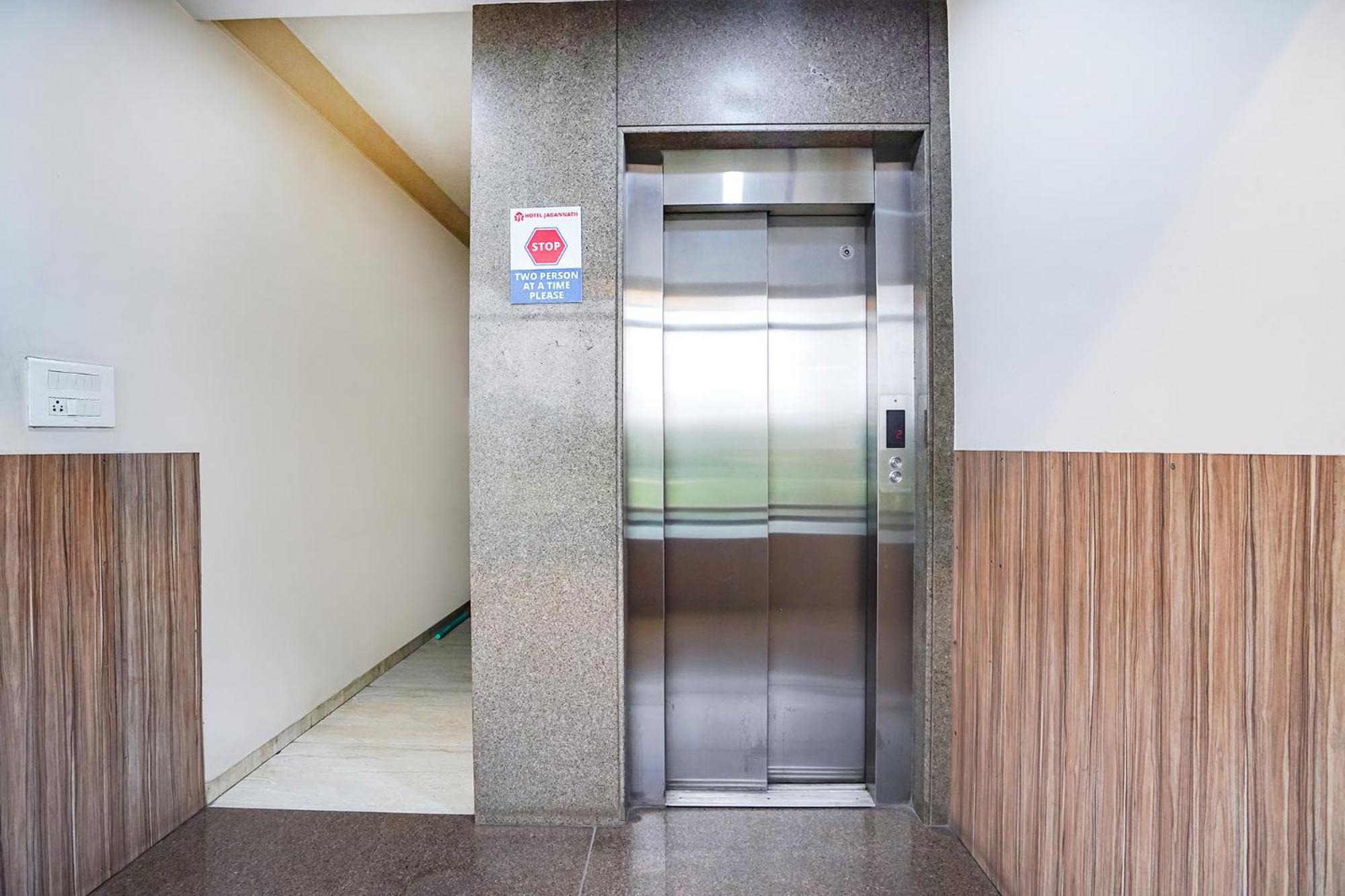 Fabhotel Jagannath - Nr Platinum Hospital, Sitabuldi Nagpur Eksteriør bilde